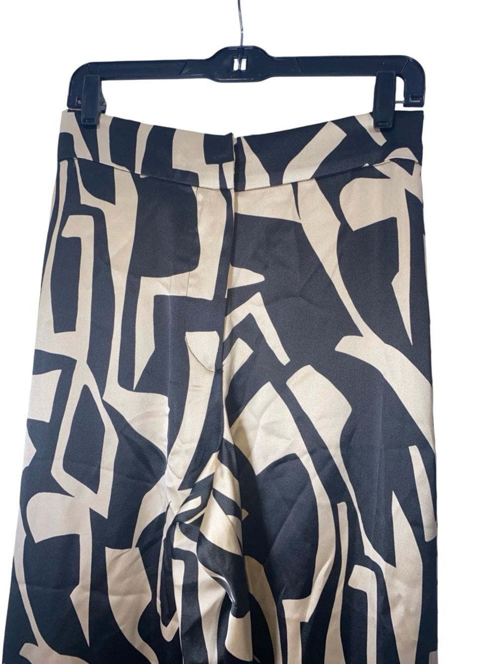 House of Harlow 1960 Black & Cream Wide Leg Graphic Pants - Picture 3 of 10